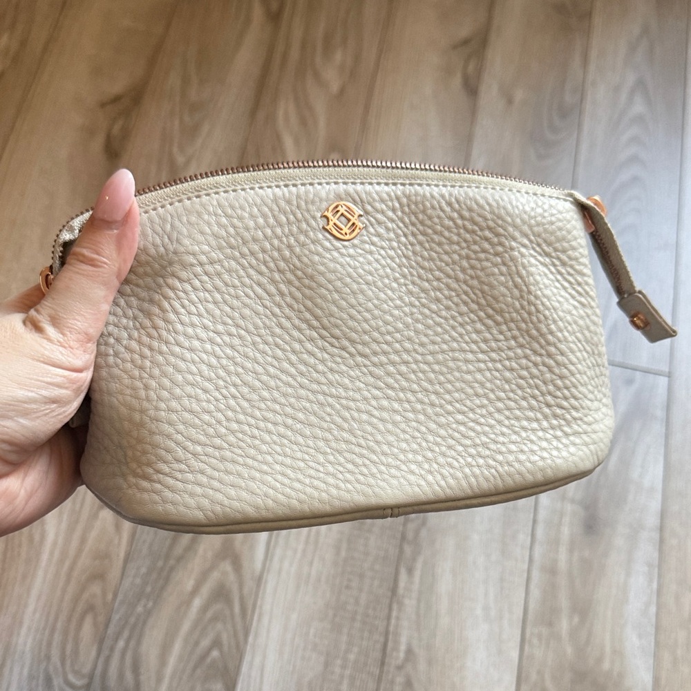 Dagne Dover Leather Pouch